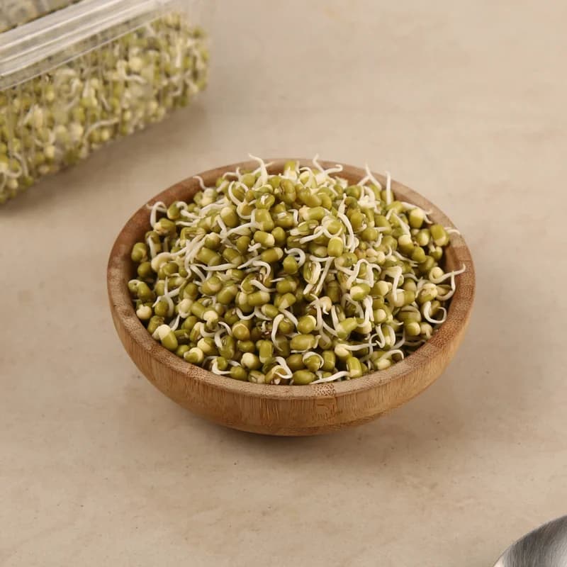 Green Moong Sprouts (Molke Kalu)